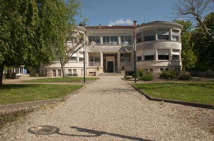 Lycée St-Joseph l'Amandier